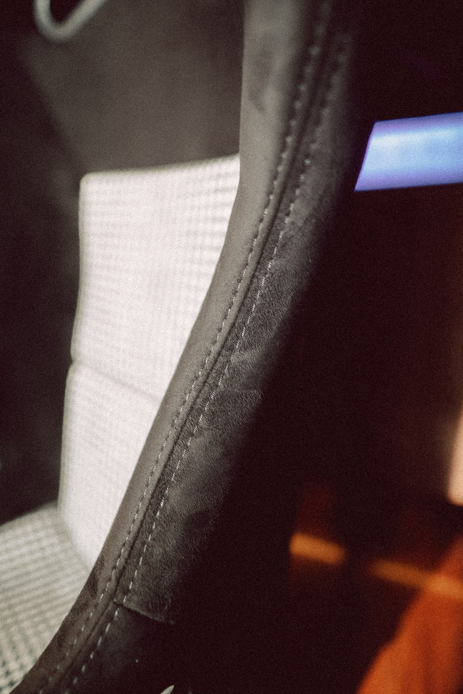 Sakura Pepita Carbon Fibre Bucket Seat + Runners & Sidemounts