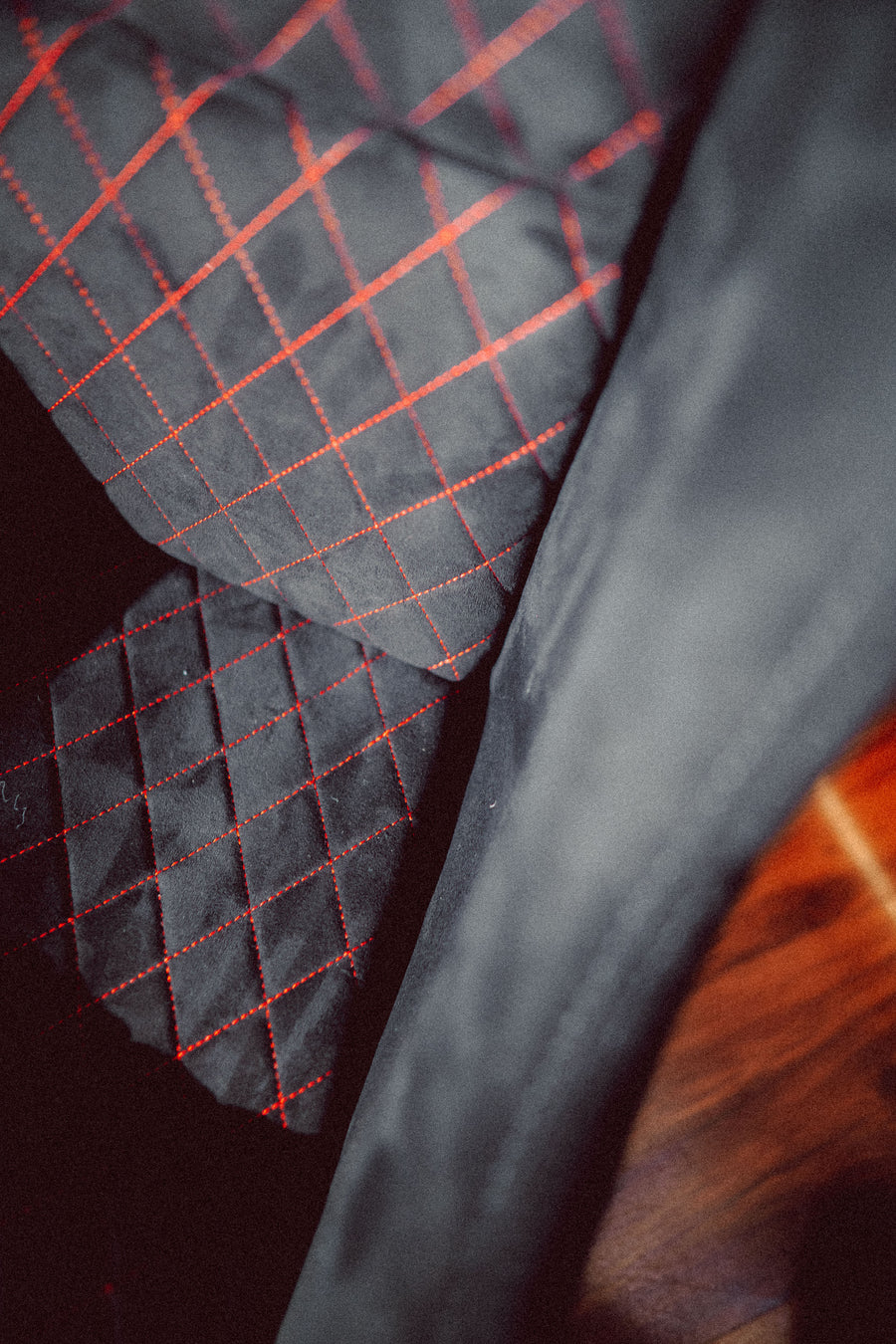 Sakura Suede Carbon Fibre Bucket Seat + Runners & Sidemounts