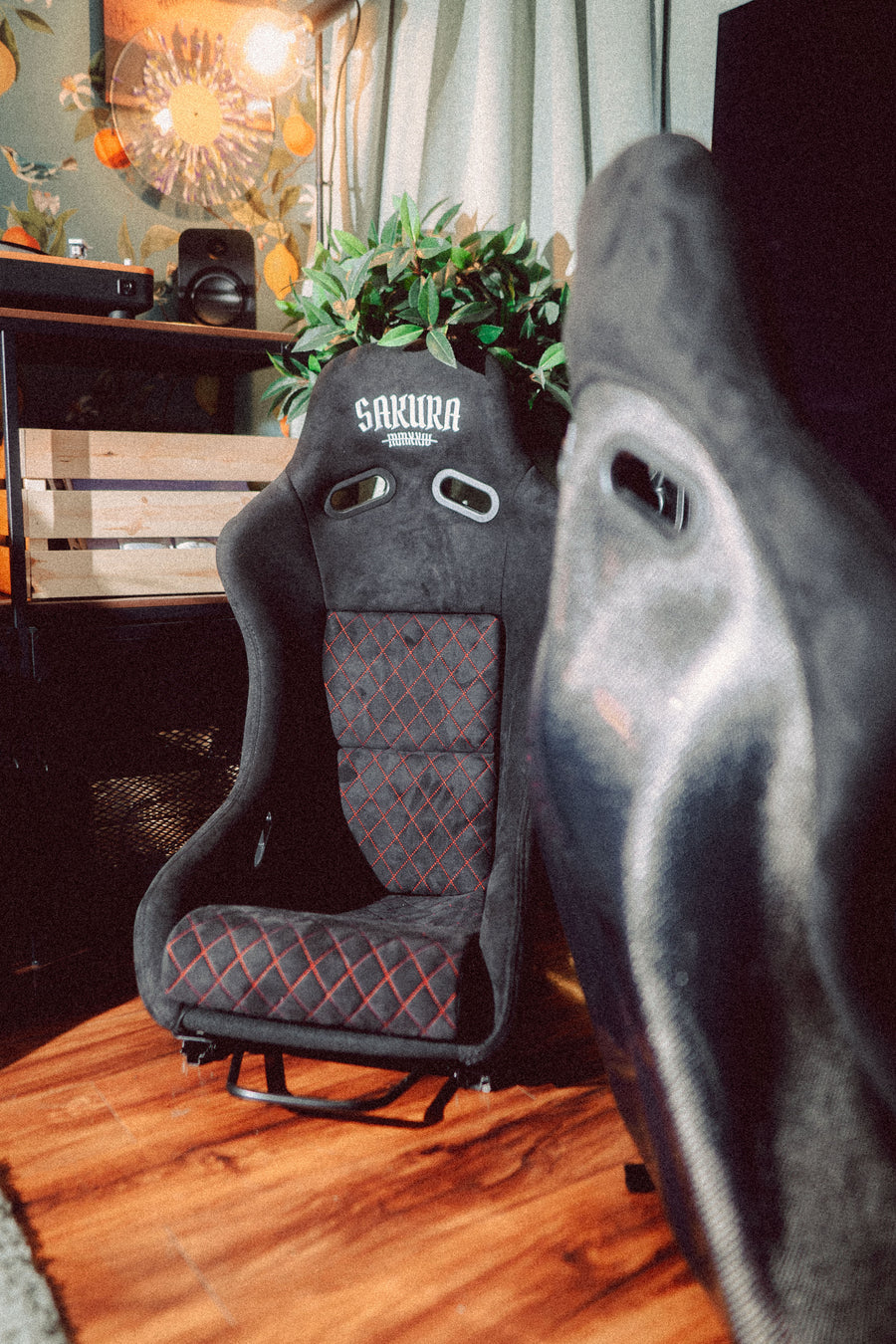 Sakura Suede Carbon Fibre Bucket Seat + Runners & Sidemounts