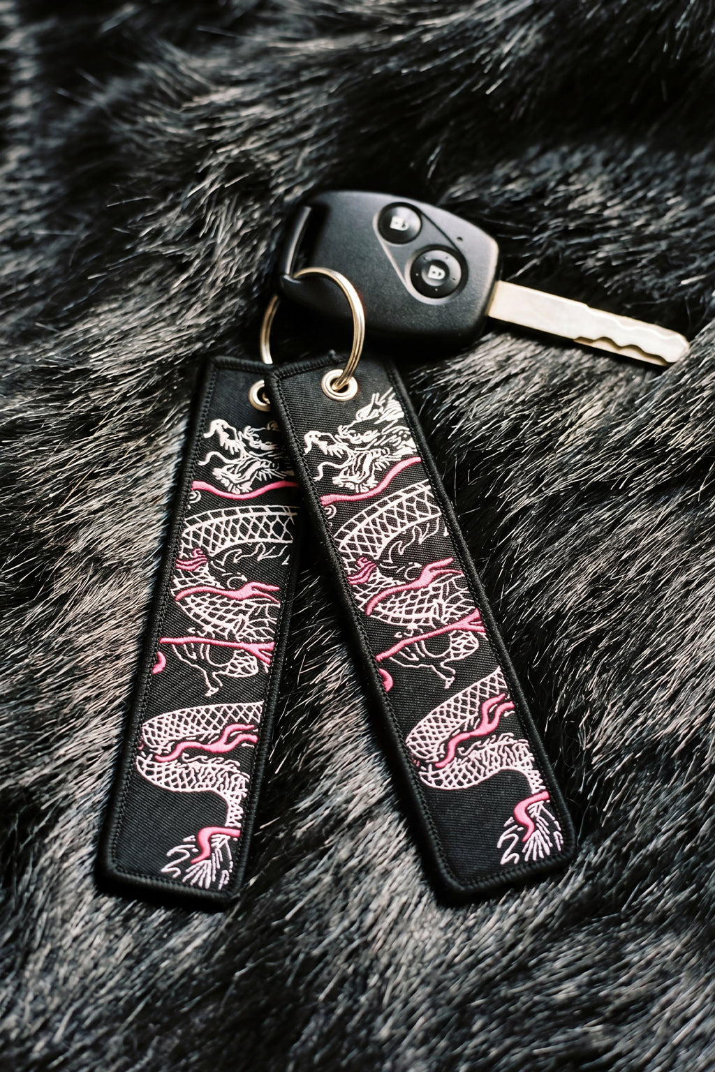White Dragon Flight Tag Keychain | SAKURA STREETS™