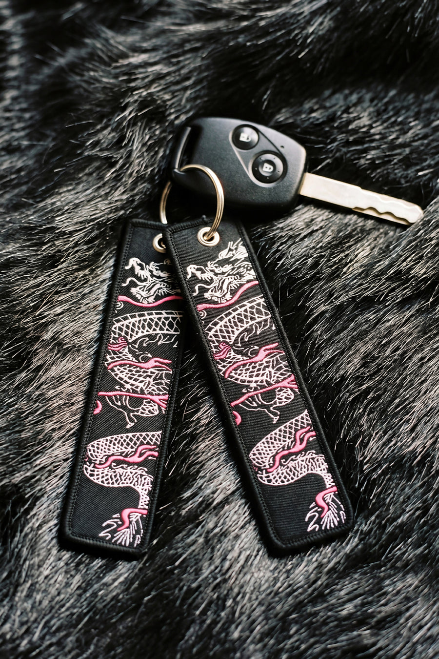 White Dragon Flight Tag Keychain | SAKURA STREETS™