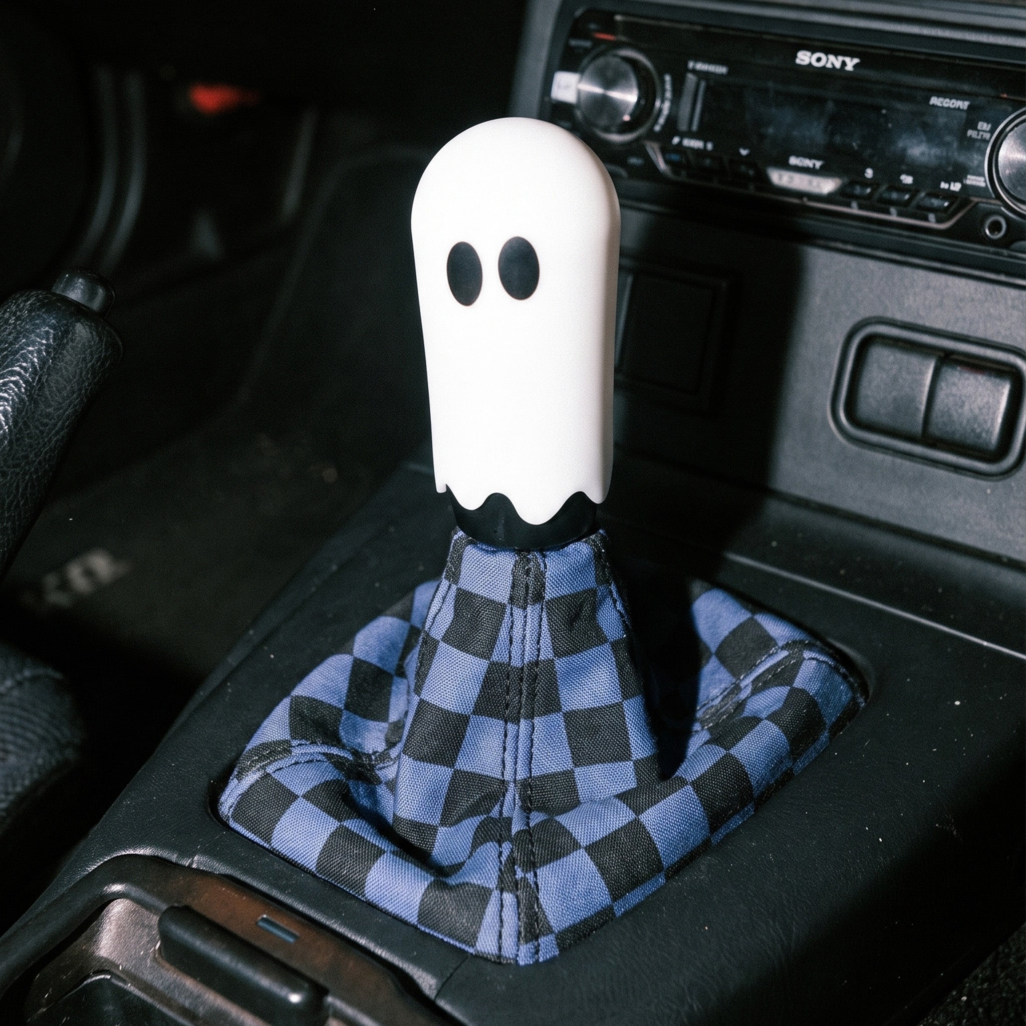 CHECKMATE™ 90s Grey Checker Universal Shift Boot