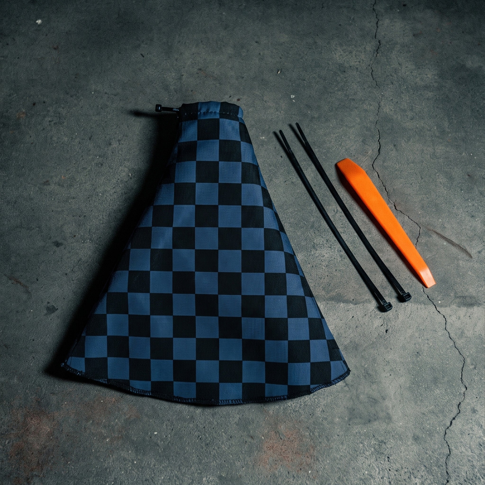 CHECKMATE™ 90s Grey Checker Universal Shift Boot