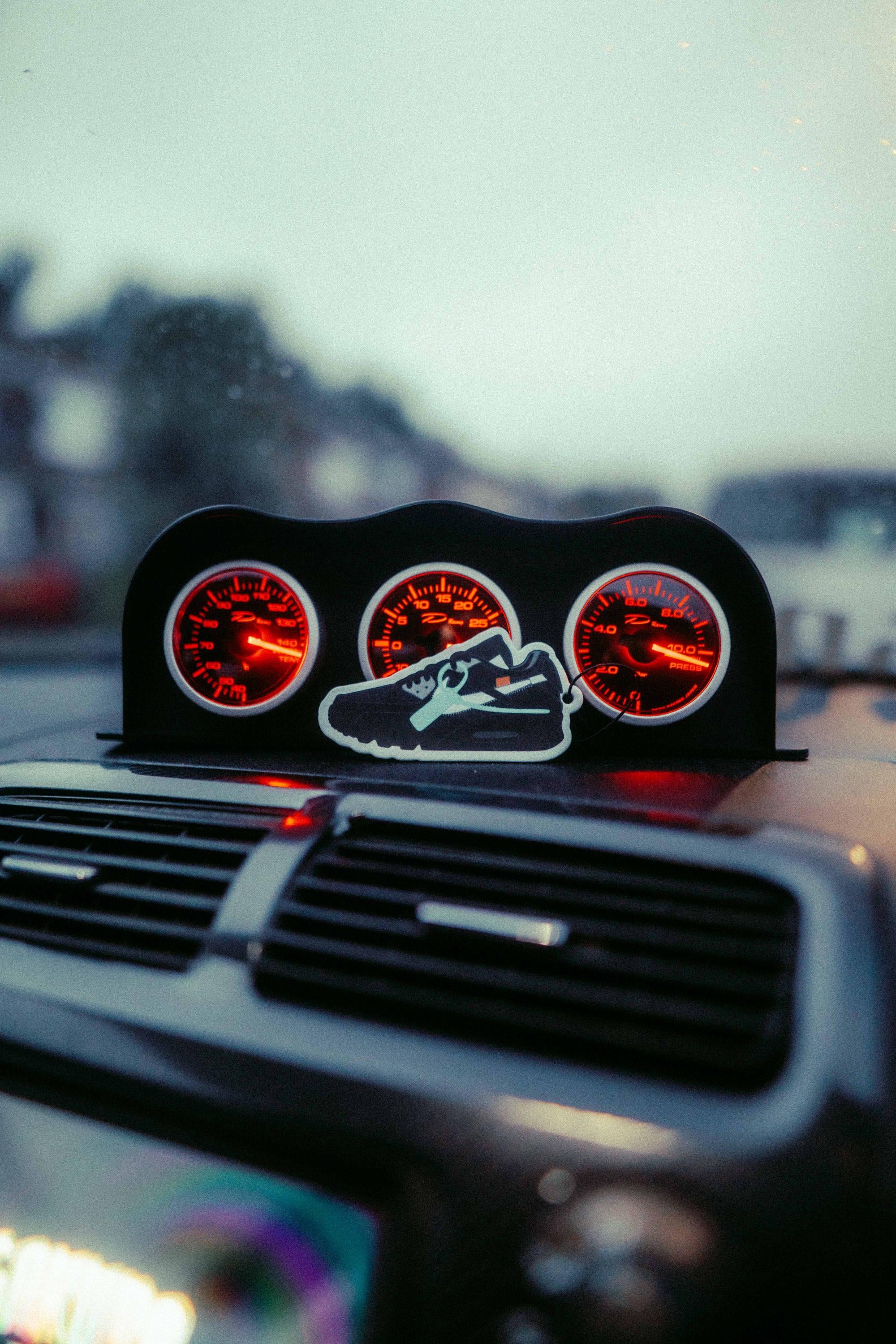 Off-White 90s Trainer Air Freshener | Black Ice Scent